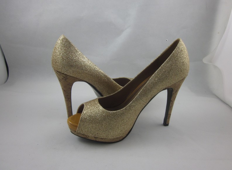 2015 New Design Women Peep Toe Sandals (HCY03-142)
