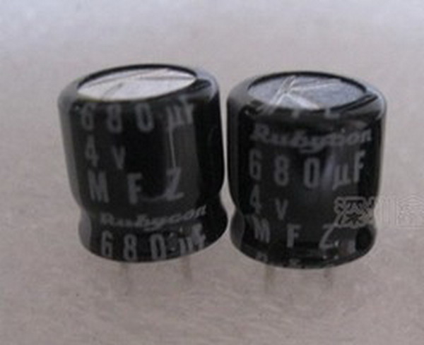 100pcs 680UF 4V.Electric Capacity