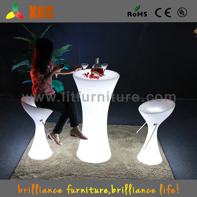 Fixed Bar Stool / Outdoor Bar Stools / White Garden Plastic Chairs