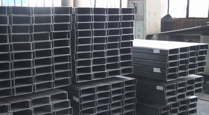 Galvanized Iron C Purlin Steel Structure House Building Material