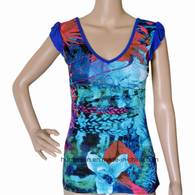 Women Fashion Digital Printed and Strassed T Shirt (HT7028)