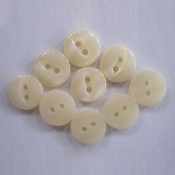 2 Holes Pearl Resin Shirt Button Has Fish Eye