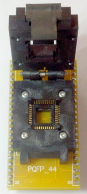 Adapter PQFP-44P(turn over)
