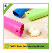 FDA LFGB Silicone Wholesale Peeler, Good Quality Cheap Silicone Garlic Peeler Y95096