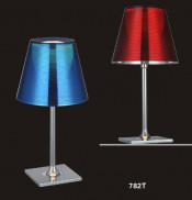 New Simple Home Goods Modern Table Light (782T)