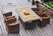 Outdoor Garden Furniture PE Rattan Chair and Rattan Table