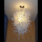 White Mouth Blown Glass Chandelier for Hotel Room Decoration