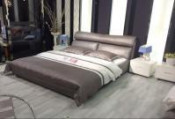 2015 Newest Square Double Bed Leather Bedroom Furniture (L880)