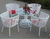 2015 Outdoor White Table and Chair