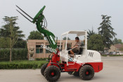 Agricultural Mini Loader with Hydraulic Pallet Fork