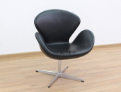Arne Jacobsen Swan Chair