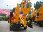 Battery/Disel Drive Articulating Boom Lift