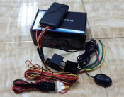 Built-in Antenna GPS Tracker with Sos