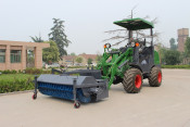 CE Certificated Agricultural Mini Wheel Loader with Road Sweeper