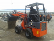 CE Mini Loader (HQ908) for Working in a Farm