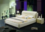 Comfortable Leather Double Bed in Bedroom (J305)