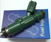 Denso Fuel Injector 23250-21020 for Toyota Vitz Prius Crown