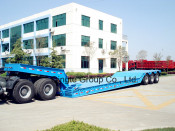 Detachable Low Bed Semi Trailer (QDT9390TDS-8.25)