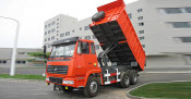 Dongfeng 4X2 Mini Dumper, Capacity 8-10 Tons for Sale
