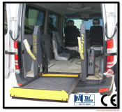 Easy Operate Electric and Hydrualic Wheelchair Platformlift for Van