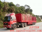 Efficient Bulk Cargo Three Axle Stake Semi Trailer