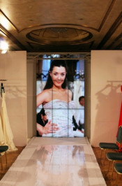 Fashion Show Display LCD Digital Video Wall Super-Narrow Seam 1080P HD