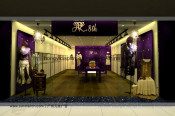 First Rate Ladies Clothes Shop Design with Metal Rack Stand Display Decoration