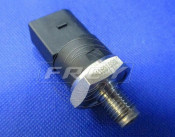 Fuel Pressure Sensor for Mercedes Benz Sprinter OEM 0041531528