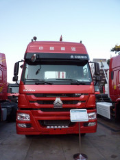 HOWO 6X4 High Deck Cab Tractor Truck