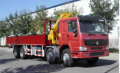 HOWO 8X4 Crane Truck 371HP