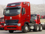 HOWO A7 6X4 420HP Heavy Duty Tractor Truck