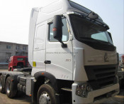 HOWO A7 Tractor Truck 6X4 Lowest Price