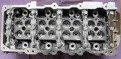 High Quality Engine Cylinder Head for Toyota (11039-VC101)