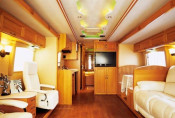 Hot Sale Recreational Bus/House Bus