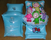 Inflatable Arm Bands C)