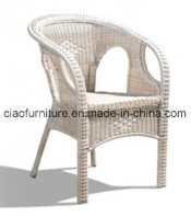 Luxury Outdoor Furniture White Rattan Arm Chair (CF2069)