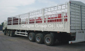 Side Board and Barrier Type Cargo Transport Semi Trailer (QDT9402CXY)