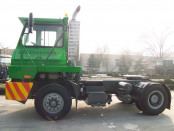 Sinotruck A7 HOWO Tractor Truck Head Slow Speed for Port Application