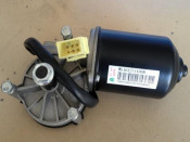 Sinotruck Parts HOWO Truck 24V Wiper Motor