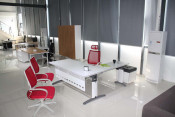 Special Style Manager Table with Leather Cushion Mobile Pedestal (OWDK2704-18)