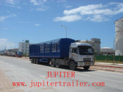 Terrific Bulk Goods Three Axles Stake Semi Trailer