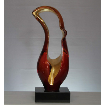 Beautiful Abstract Resin Sculpture for Table Decoration
