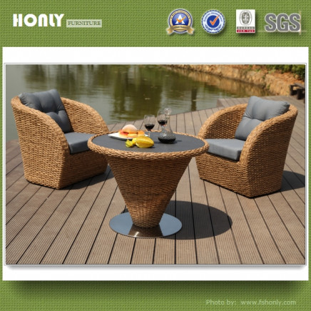 Latest Design Magic Rattan Round Modern Dining Table Set