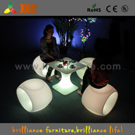 Lit Cube Stool/Lighting Bar Stools and Chairs