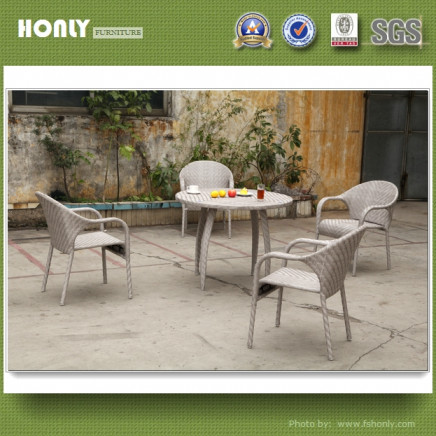 Modern Patio Round Table and Chair Outdoor Wicker Dining Set