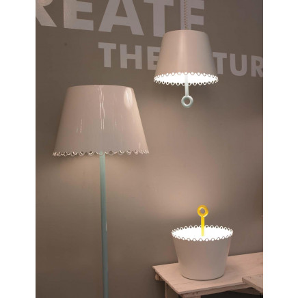 New Style White E27 Metal Table Lamp Modern (MT21158-3-400)