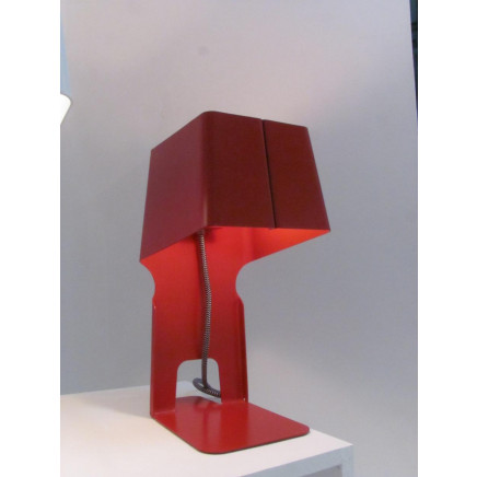 Newly Fashion Carbon Steel Red Table Lamp (2135T)
