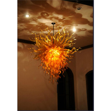 Radiance Hand Made Glass Chandelier for Room Decoration (YK-D102)