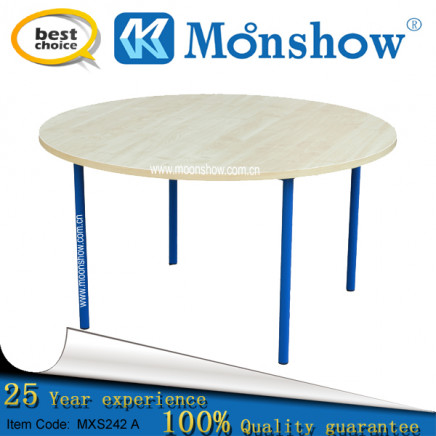 Round Rubber Hardwood Meeting Table