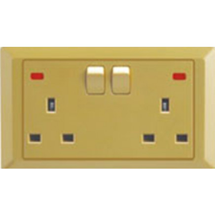 13A Wall Switch, Malaysia Wall Switched Socket